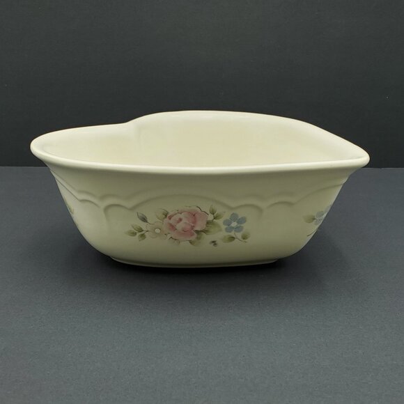 Pfaltzgraff Tea Rose Heart Shaped Bowl Pink Floral Stoneware Heart Bowl - Picture 2 of 4